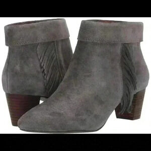 Lucky Brand Zakina Boots - size 10